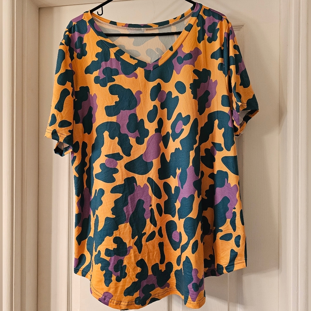 Colorful Camouflage V-Neck T-Shirt